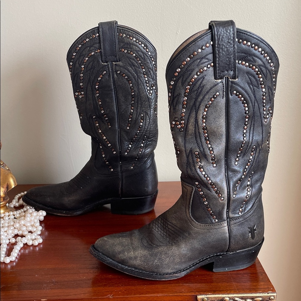 Frye Billy Dark Gray Studded Cowboy Boots Sz 6 - Picture 4 of 14